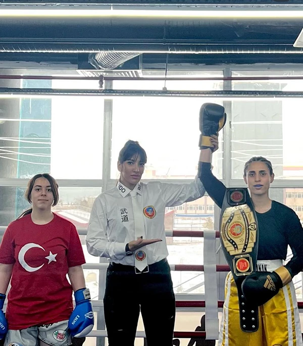 SABERAN ROSHANAK (2)