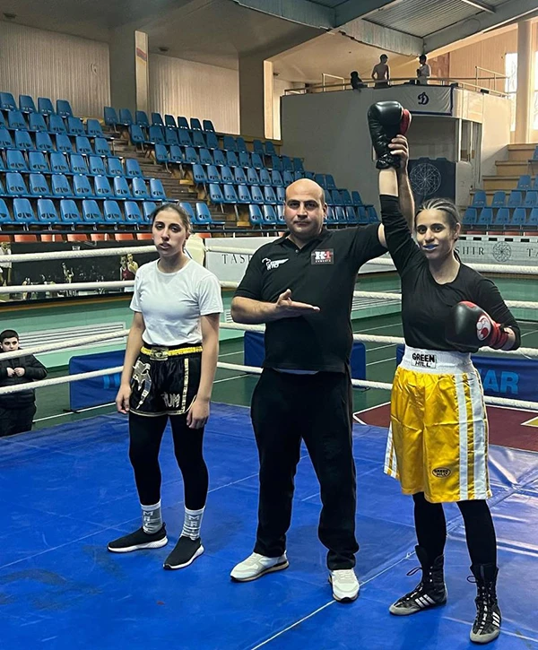 SABERAN ROSHANAK (3)