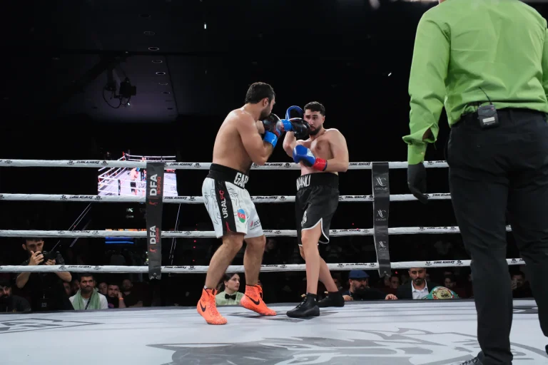 Bosphorus Bloodline · Luka De'Ligt Knight vs Surat Garayev
